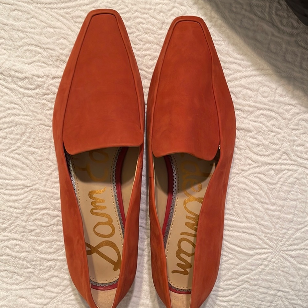 EUC Sam Edelman size 10 rust suede flats